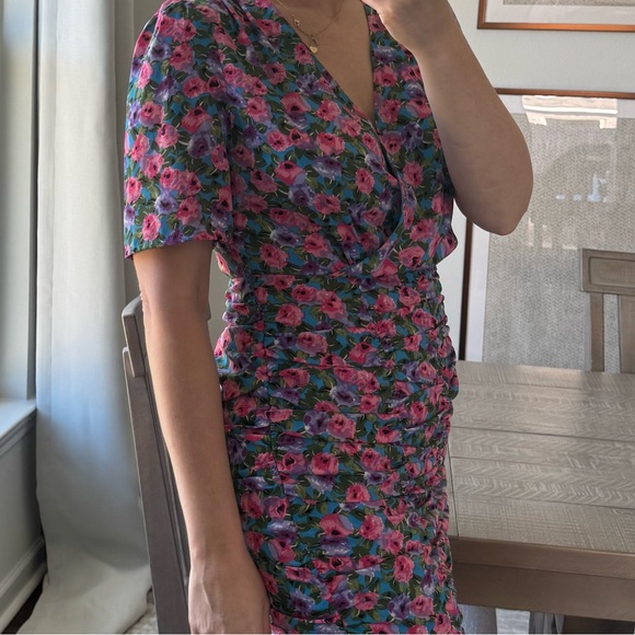 NWT Floral V-Neck Dress - Picture 10 of 16